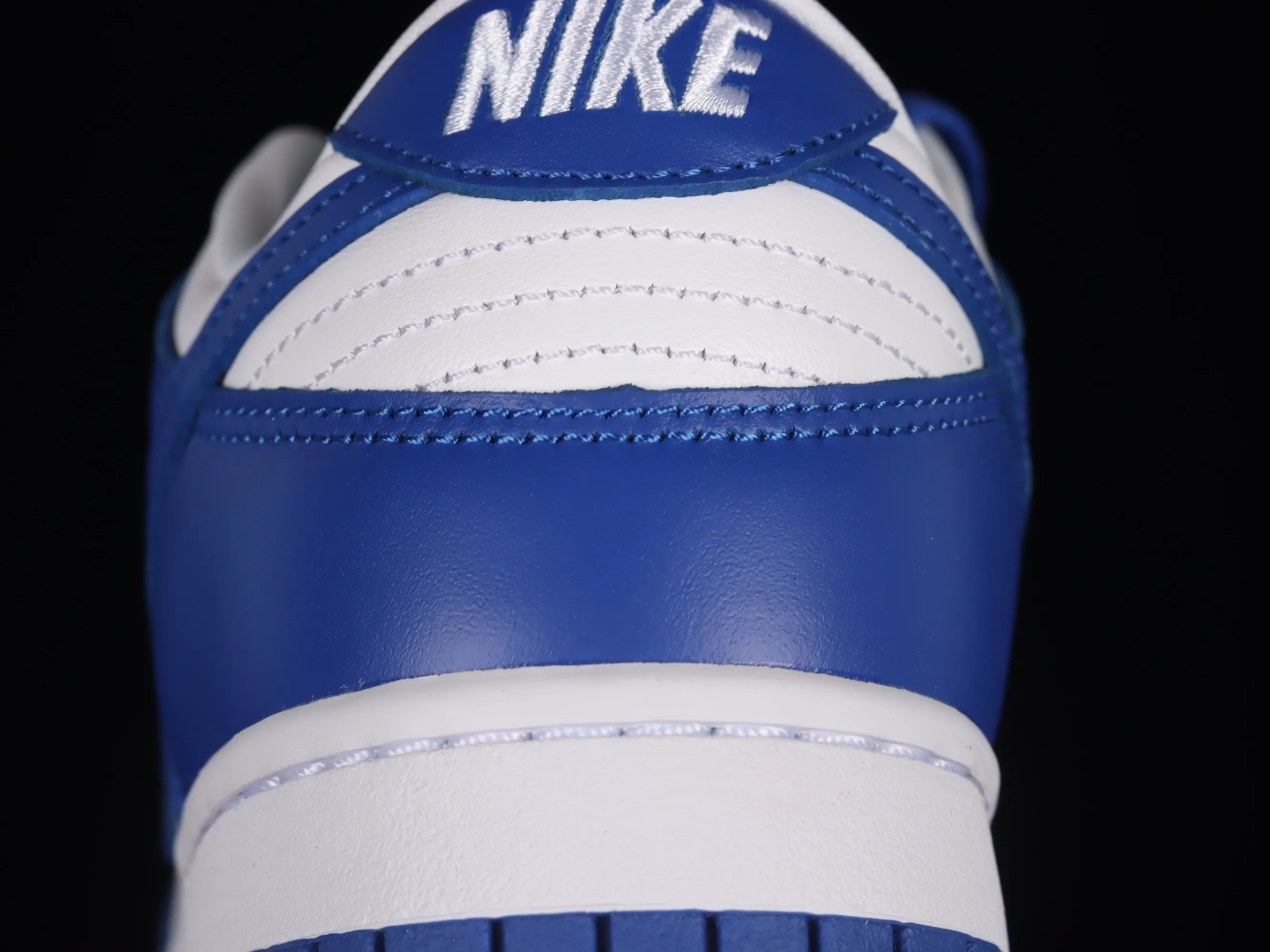 All Categories Nk SB Dunk Series Nk SB Dunk Low Low-top Sneakers M Version Pure Original Nk SB Dunk Low Pro "Kentucky" White and Blue University of Kentucky SB Smashing Backboard Fashion Casual Sneakers CU1726-100